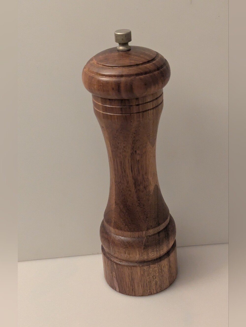 Olde Thompson Wooden Ceramic Grinder Pepper Or Salt Mill. Metal Knob 9"x2.5"x2.5